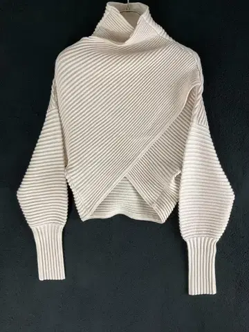 사이즈 XS [새상품급] 빅토리아 베컴 비대칭 리브 니트
