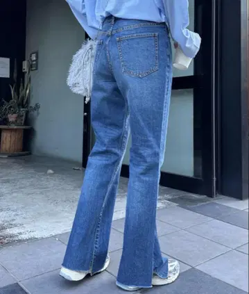 차오패닉 티피 플레어 데님 L 사이즈