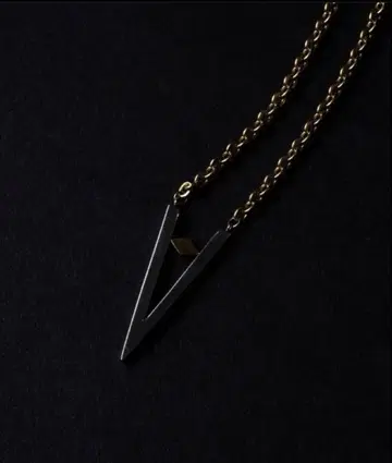 아들러 surgical stainless "A" 목걸이 골드