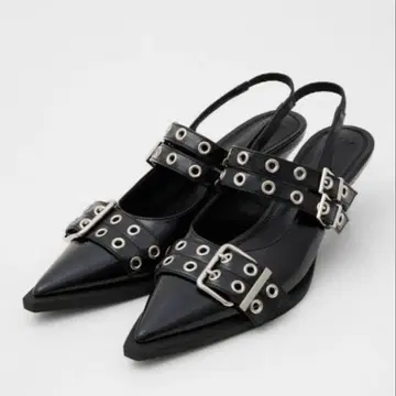 SLY POINTED TOE BELTED 샌들