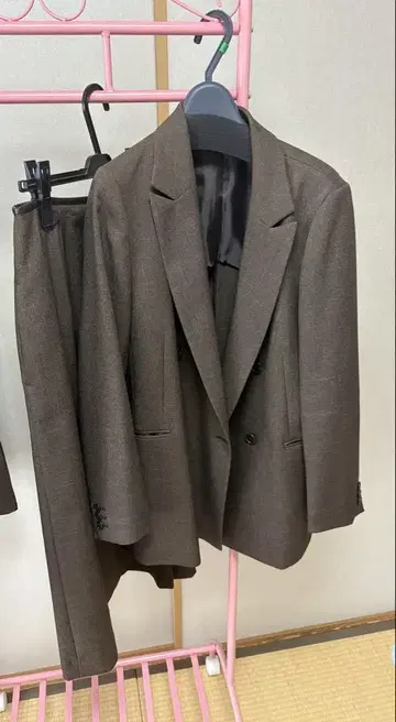 브라운 더블 버튼 수트 세트