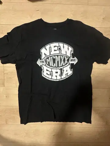 뉴에라 그래픽 티셔츠 2XL 블랙