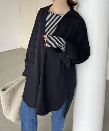 Spick & Span 레이온 트윌 V넥 셔츠 새상품급