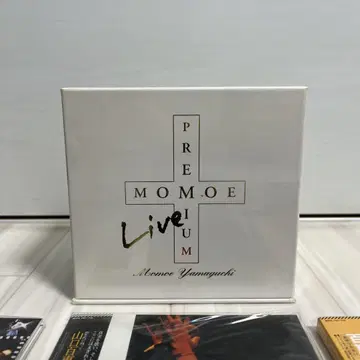 MOMOE LIVE PREMIUM 야마구치 모모에 컬렉션 BOX