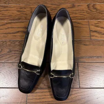 REGAL 리갈 블랙 펌프스