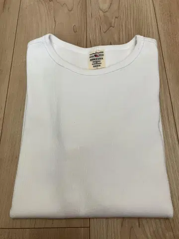 아비렉스 화이트 크루넥 티셔츠 반팔