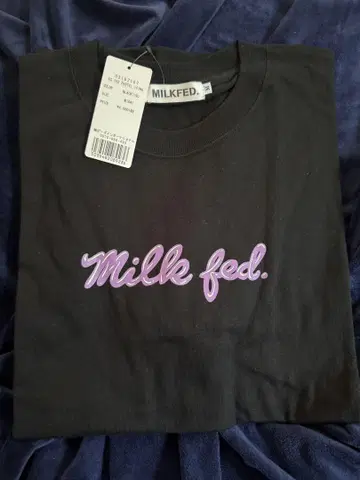 MILKFED 티셔츠