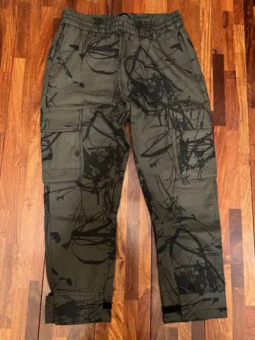 ZARA 올 패턴 카고 팬츠 XL 올리브 그린