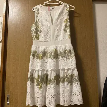 DVF 프릴 원피스