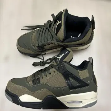 Air Jordan 4 올리브 그린 스니커즈 24.5cm