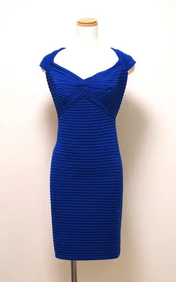 TADASHI SHOJI 원피스 'M' / 11호 정도