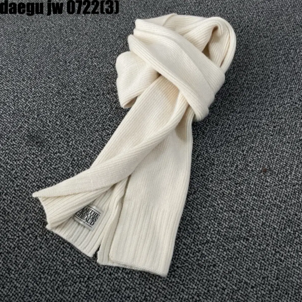 ◇marie claire ◇ Twisted fringe check muffler New Product) Marie Claire Twisted Fringe Check Scarf Pink on