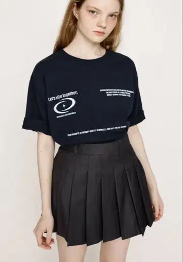 SLY FRONT LOGO C/N 상의