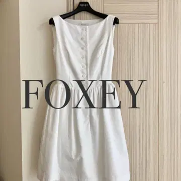 FOXEY 슬리브리스 무릎 기장 원피스 화이트