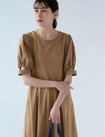 Ray BEAMS 컷 아웃 퍼프 슬리브 원피스 빔즈 반팔