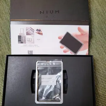 미사용 새상품 nium classic 카드 케이스