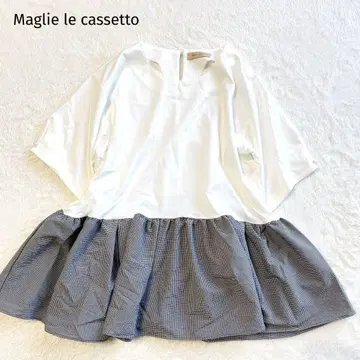 새상품급 Maglie le cassetto 펄 페플럼 반팔 티셔츠 화이트