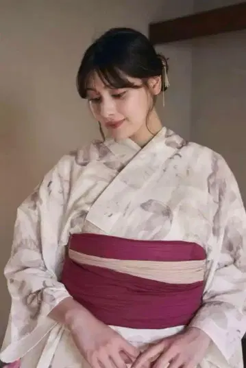 Her lip to 유카타 suisaibana sand beige