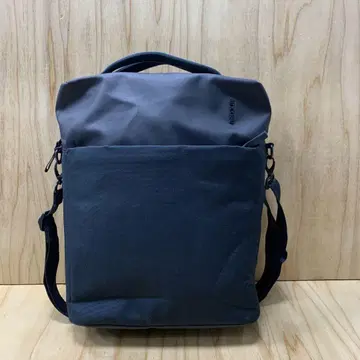 incase 인케이스 A.R.C. Tech Tote 2WAY