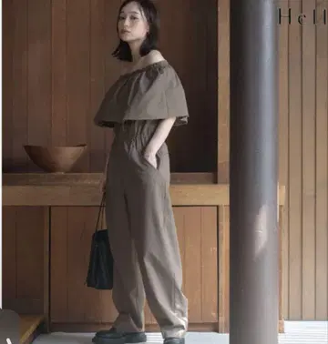 hella 오프숄더 올인원