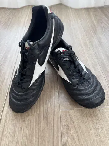 Mizuno Morelia 트레이닝화 블랙 사이즈 27.0