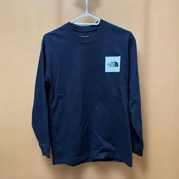 THE NORTH FACE 롱 슬리브 스퀘어 로고 티 (유니섹스)