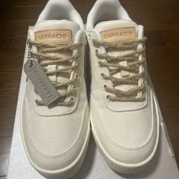 미사용 새상품 SANGACIO 스니커즈