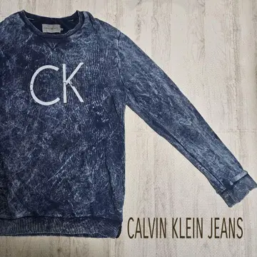 CALVIN KLEIN JEANS 트레이닝복 맨투맨