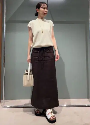 벨트 포함 스트레이트 린넨 맥시 스커트 미라 오웬