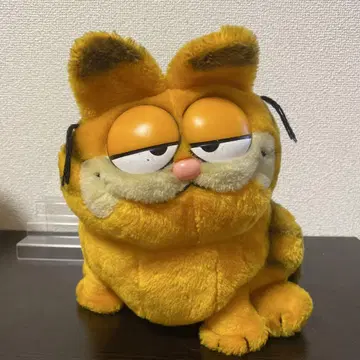 가필드 앉아 봉제 인형 81년
