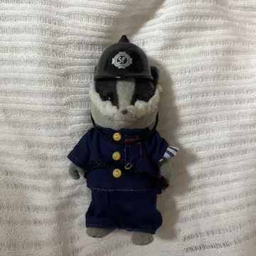 실바니안 패밀리 해외판 너구리 경찰