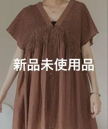 롤리즈팜 셔링 튜닉 프렌치 슬리브