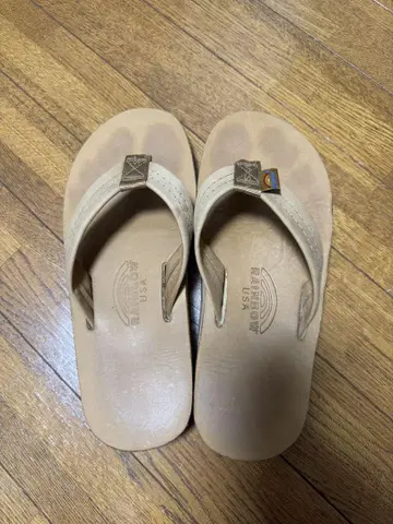 Rainbow Sandals 베이지 샌들