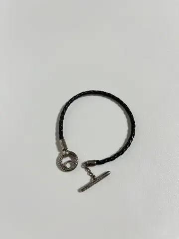 Pandora 블랙 가죽 팔찌