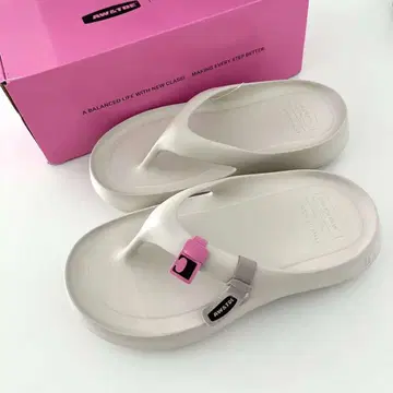 AW&TOE 플립플랍 화이트 핑크