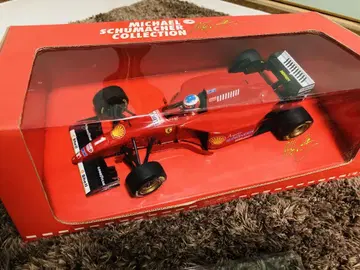 Ferrari F1 1/18 미니카 M. 슈마허
