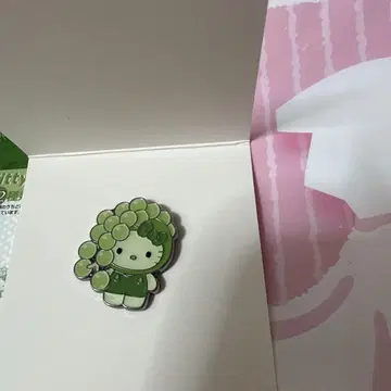 헬로키티 조류 핀 배지 [쿠비레츠타] Algae x 헬로키티