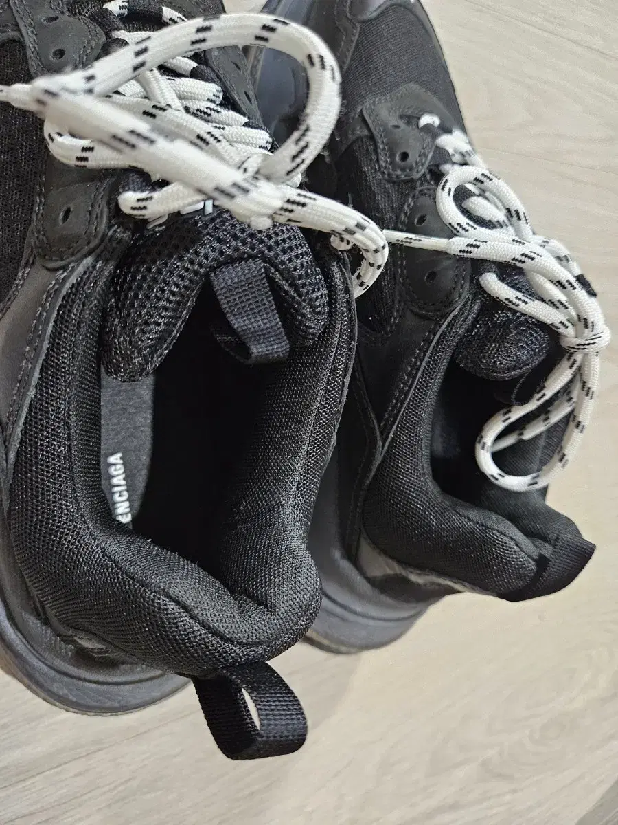 Product Details - 10