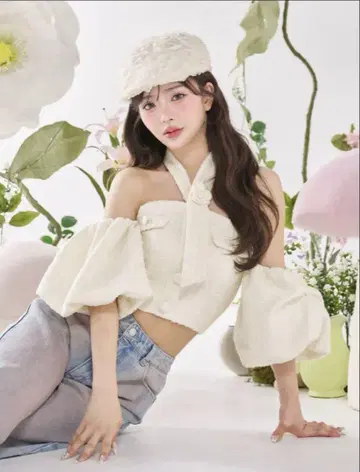 다리치 홀터넥 오프숄더 트위드 상의