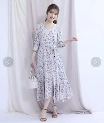 아푸와이저 리셰 개더 슬리브 플라워 원피스