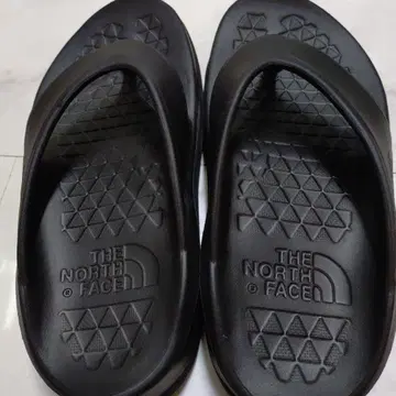 THE NORTH FACE 블랙 샌들 24cm