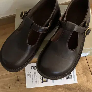 Diee 귀여운 브라운 가죽 로퍼 스트랩 포함