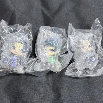 쿵쿵 앉은 피규어 약사의 혼잣말