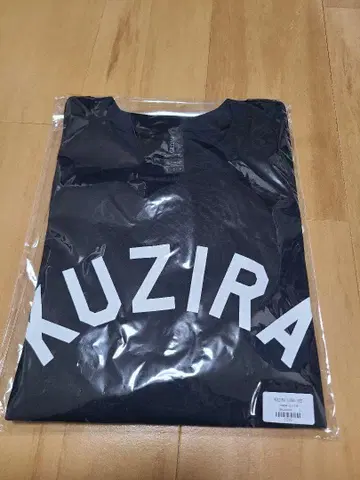 KUZIRA PIZZA OF DEATH 블랙 티셔츠
