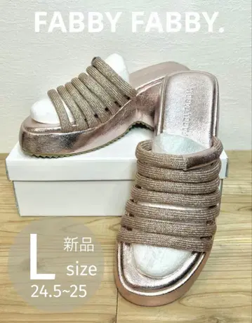 새상품 FABBY FABBY. 통굽 메탈릭 7벨트 샌들 L사이즈
