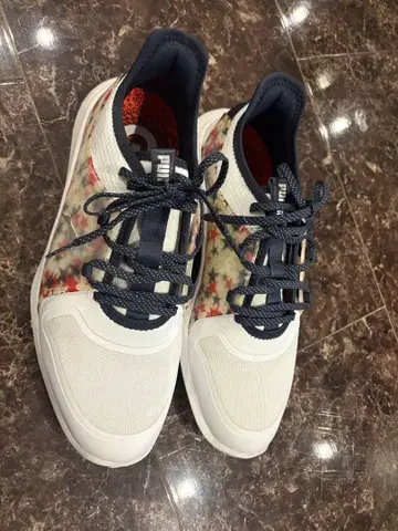 푸마 골프화 플라워 패턴