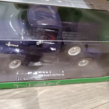 1956 포드 F-100 픽업 트럭 1:18 NEX 모델스