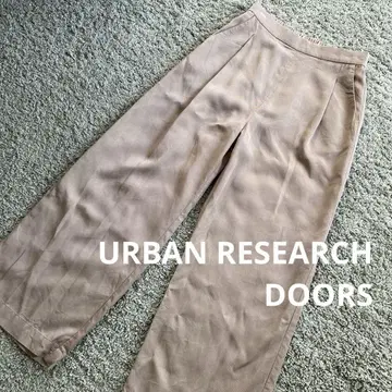 URBANRESEARCH DOORS 카키 와이드 팬츠 턱이 있는 S
