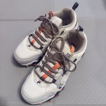 FILA 휠라 OAKMONT TR 오크몬트 TR 스니커즈