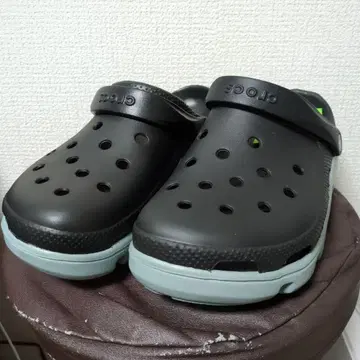 새상품 Crocs 클로그 샌들 블랙/그레이 28cm